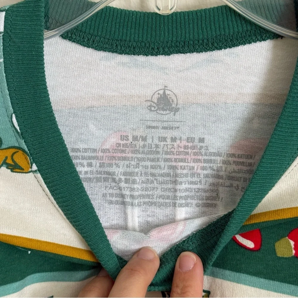 NWOT Disney Spirit Jersey Happy Holidays Long Sleeve Festive Shirt Medium - Picture 2 of 10